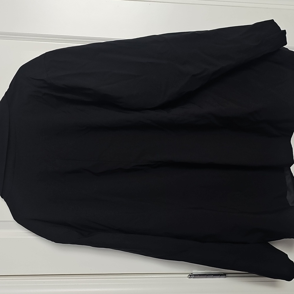 Black Blazer - Picture 4 of 4